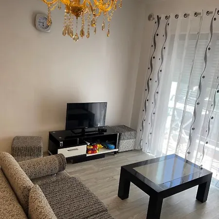 In 아파트 Vlorë